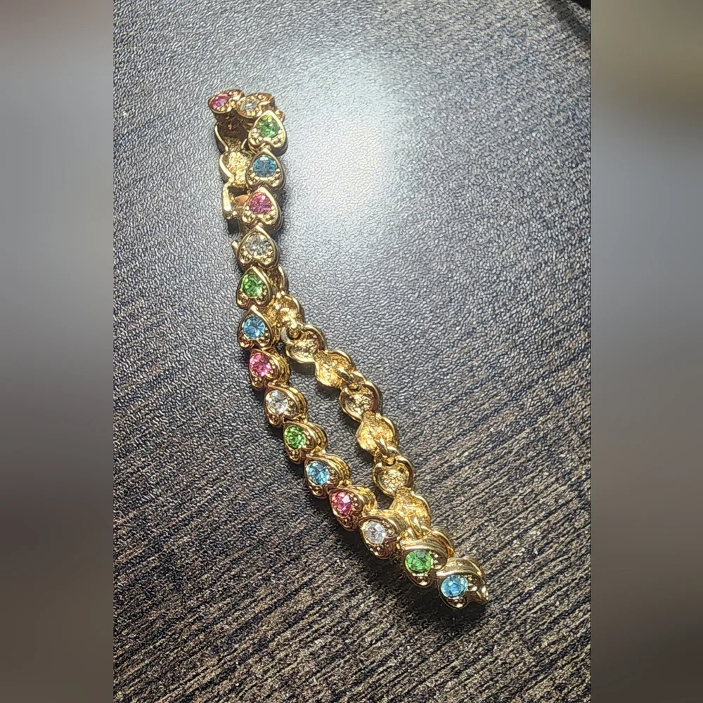 Elegant Gold and Multicolor Beaded Bracelet‎